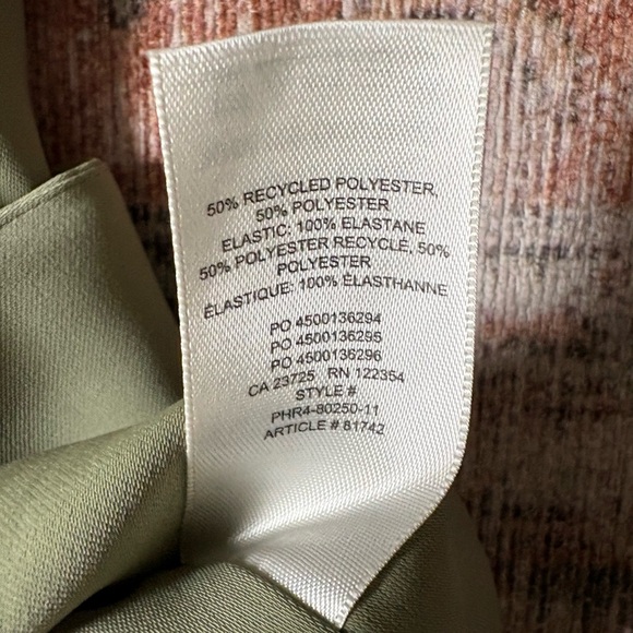 Aritzia Wilfred Novella Dress - Picture 10 of 10